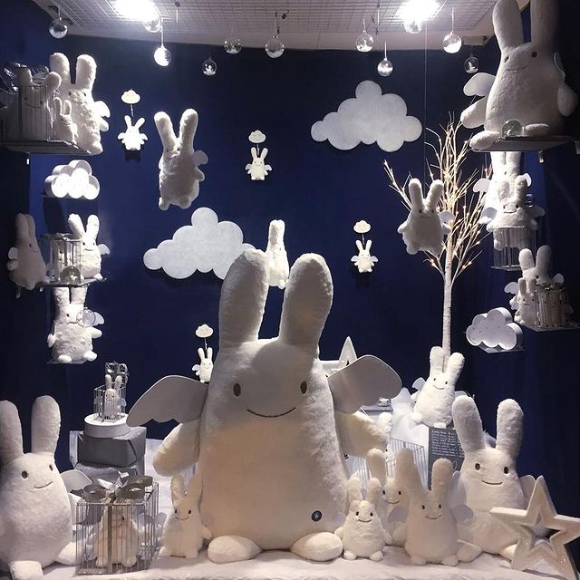 Trousselier – Kuscheltier mit Spieluhr „Doudou Rabbit Angel“