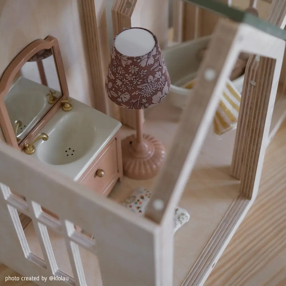 Babai Toys - Puppenhaus Dollhouse on Magnets S