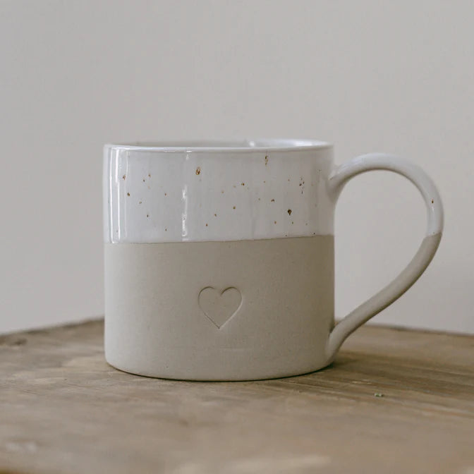 Eulenschnitt - große Tasse "Herz" aus Steingut, 400 ml