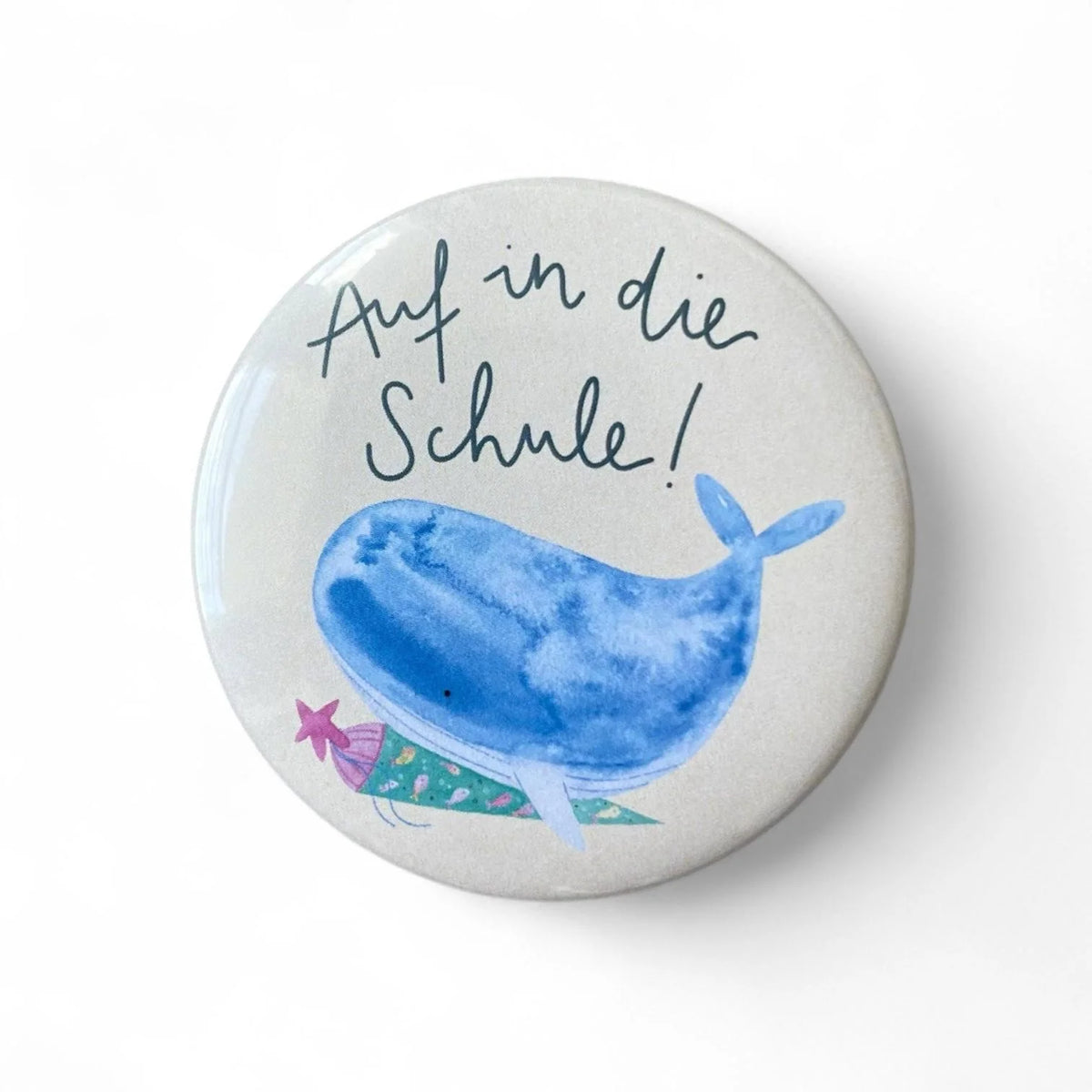 Hannahs Firlefanz – Button „Auf in die Schule Wal“ zur Einschulung