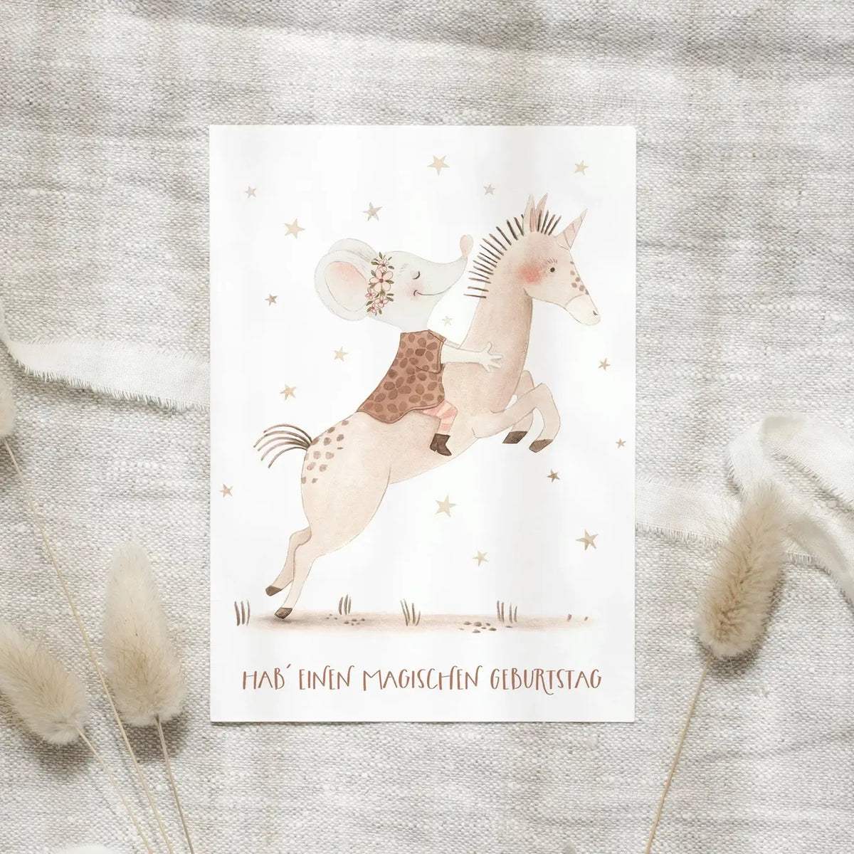 Leo la Douce – Postkarte "Einhorngeburtstag", nachhaltig & hochwertig