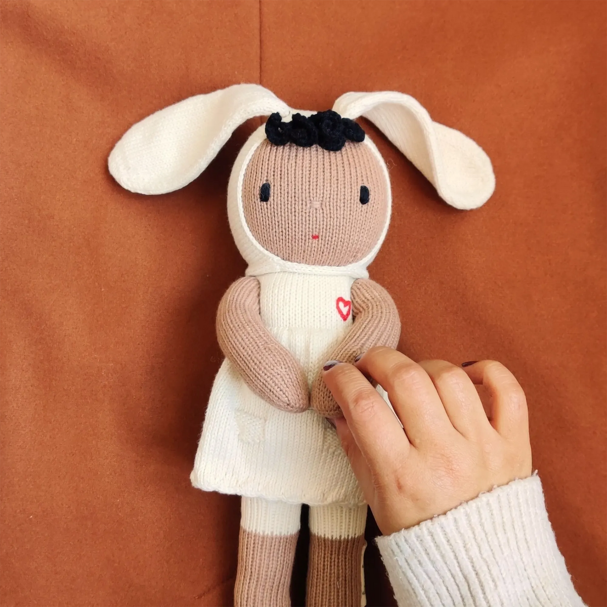 Lero Lero – Strickpuppe „Canela“ handgestrickt aus Baumwolle