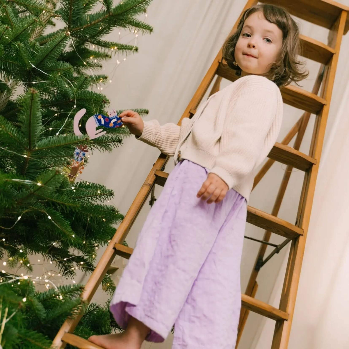 Milin – Weihnachtsanhänger aus Holz, handgefertigter Weihnachtsschmuck
