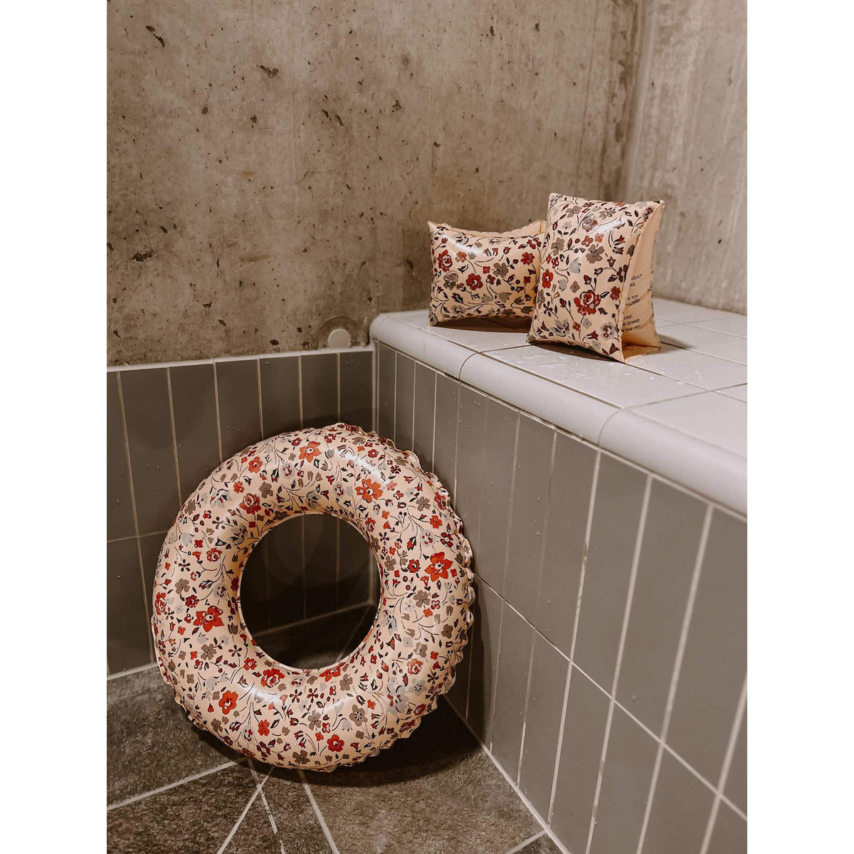 Mrs Ertha - Schwimmring für Kinder "Magic Garden", 3-6 Jahre, 18-30 kg