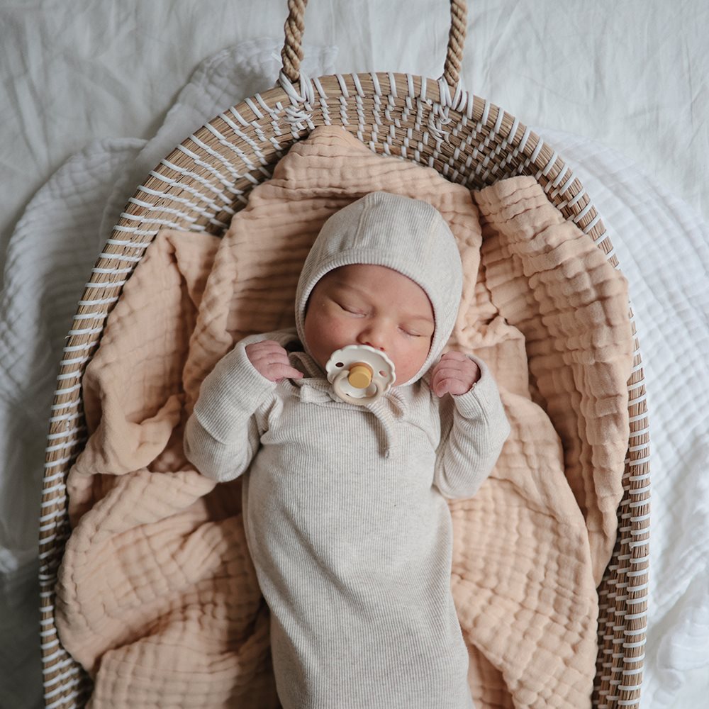 Mushie - Babymütze "Ribbed Beige / Melange"