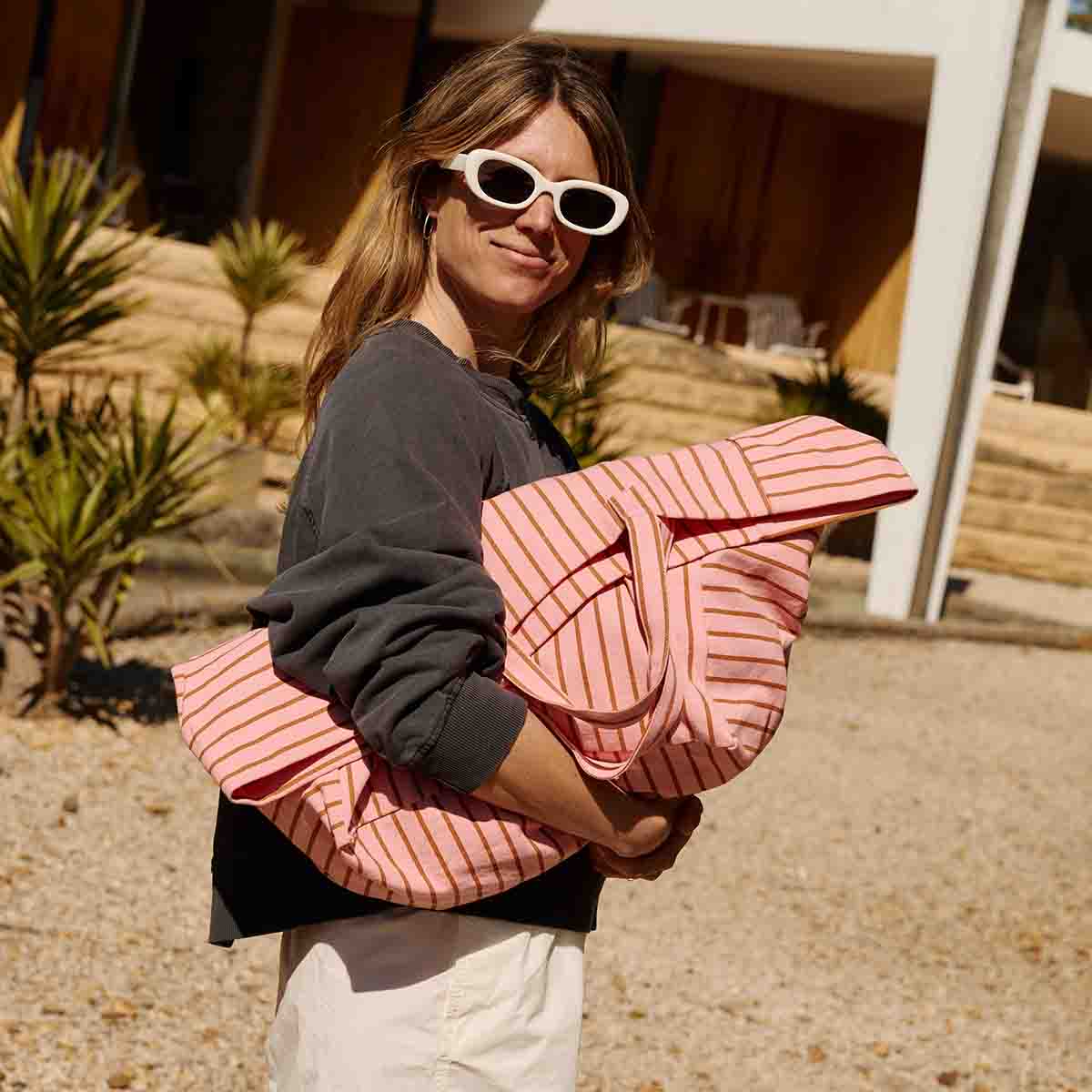 Rose in April - Tasche / Strandtasche / Shopper "Tennis Strawberry"
