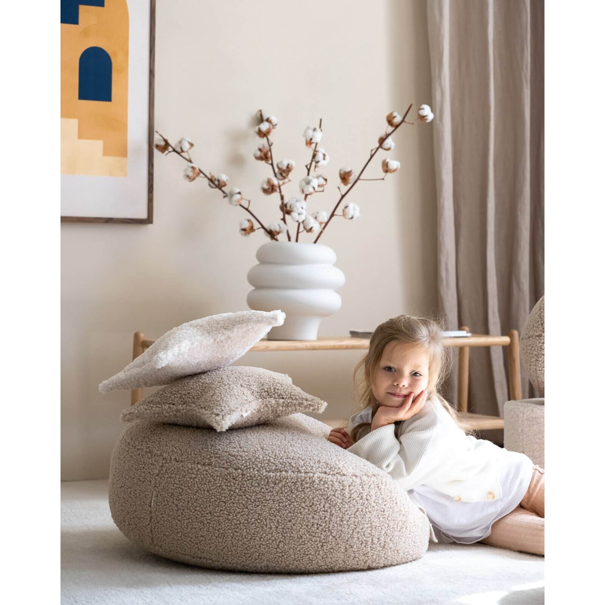 Wigiwama – Kinder Sitzkissen Teddy Beige 65cm