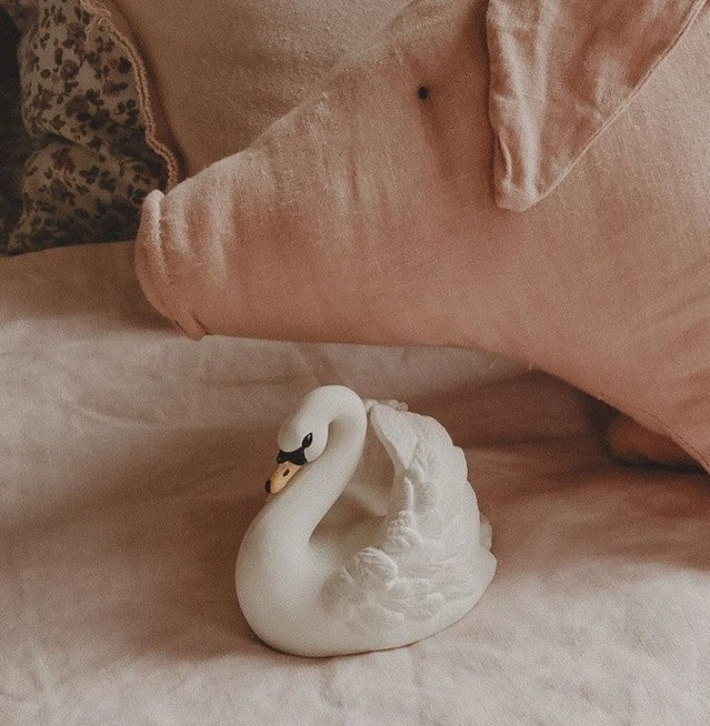 BADESPIELZEUG AUS NATURKAUTSCHUK SWAN, S
